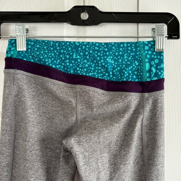 Ivivva By Lululemon Girl's Dedication Pant Gray 8 Teal Waistband Athletic Flare - Picture 7 of 9